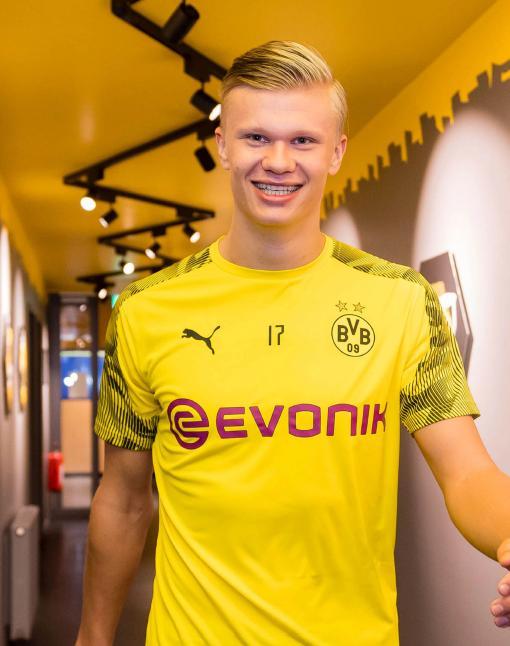 休闲社交偏 休闲社交偏