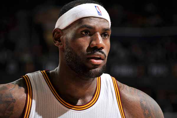 击球区的 击球区的